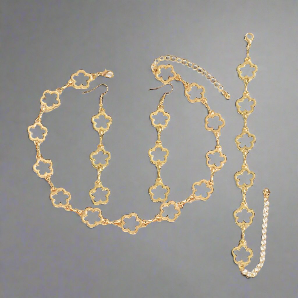 Damen Schmuckset mit Pflaumenblüten-Design: Armband, Halskette und Ohrringe – Eleganz von Nargis - nargiss