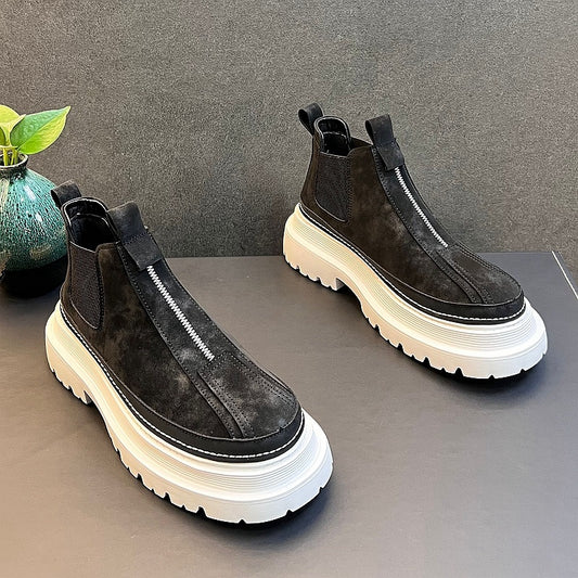 Leichte Freizeitschuhe mit hohen Absätzen