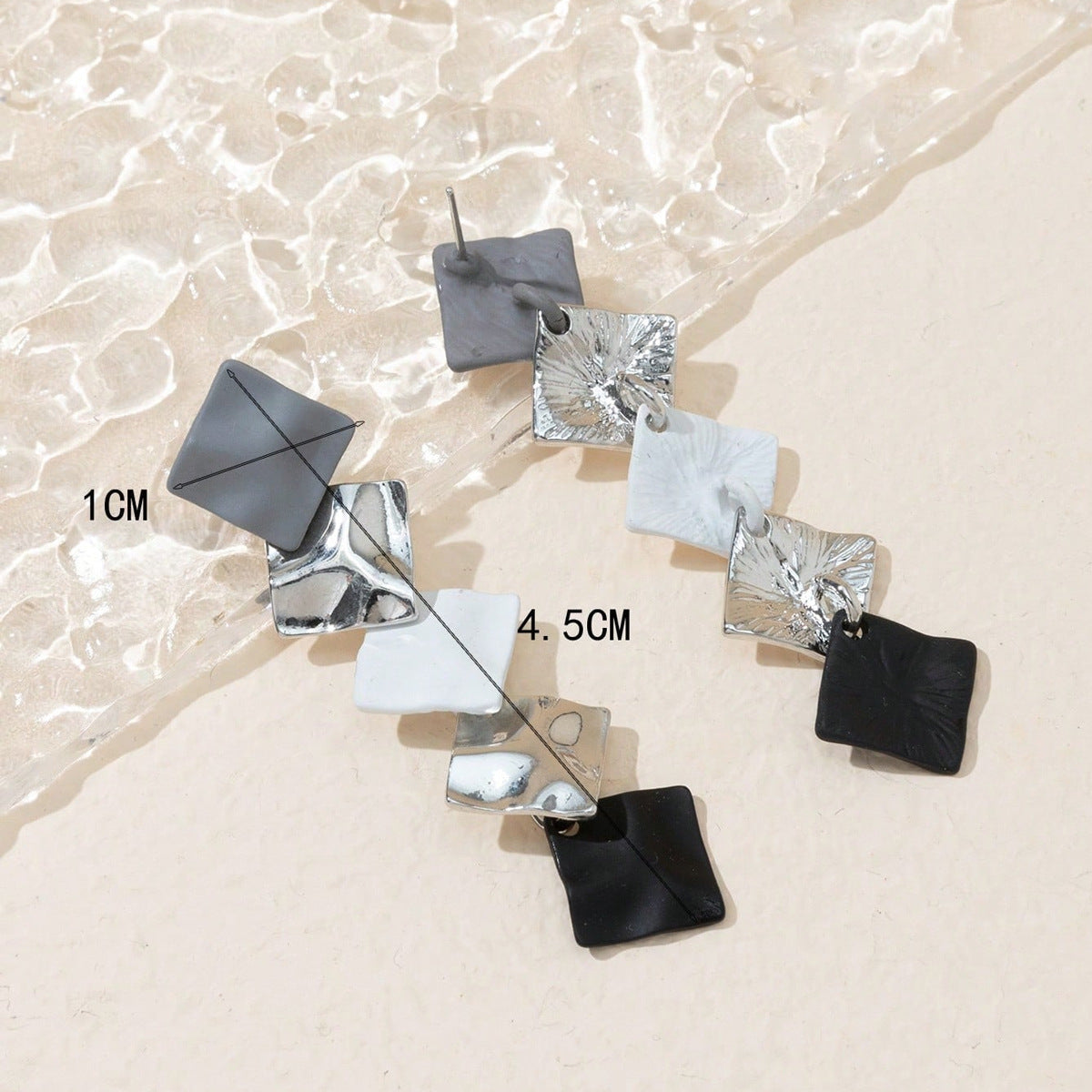 ✨ Faltige Unregelmäßige Lange Geometrische Ohrstecker – Elegante Designs von Nargis ✨ - nargiss