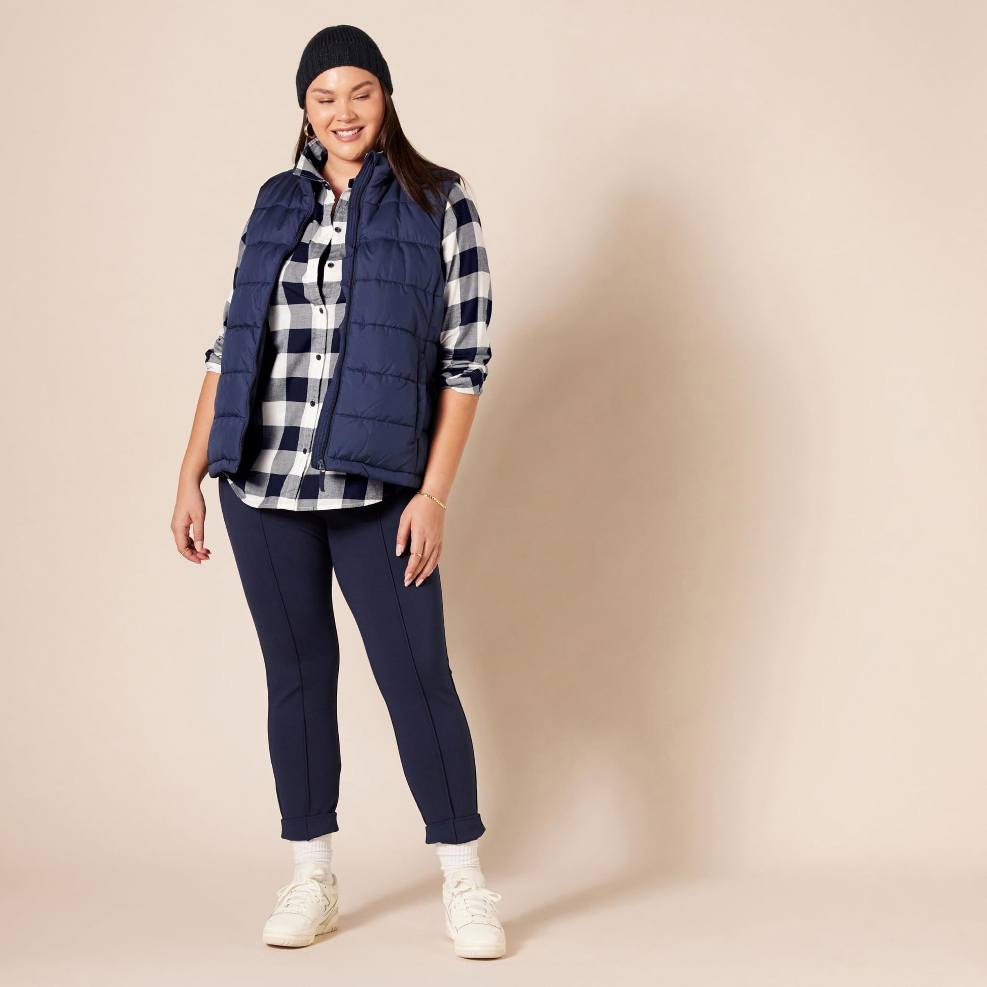 Amazon Essentials Damen Leichtes, Langärmeliges, Kariertes Flanellhemd, Klassischer Schnitt, Marineblau Buffalokaros, M - nargiss