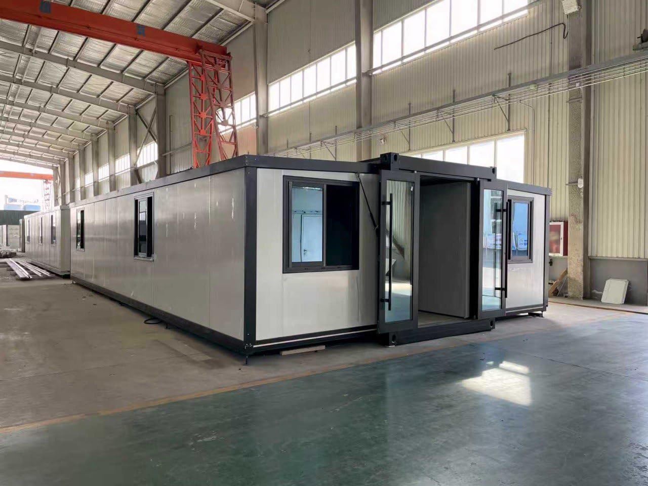 20ft & 40ft Erweiterbares Containerhaus – Modernes Design, Wasserdicht, Geräumig – Vorgefertigtes Tiny House zum Selbstgestalten & Wohnen