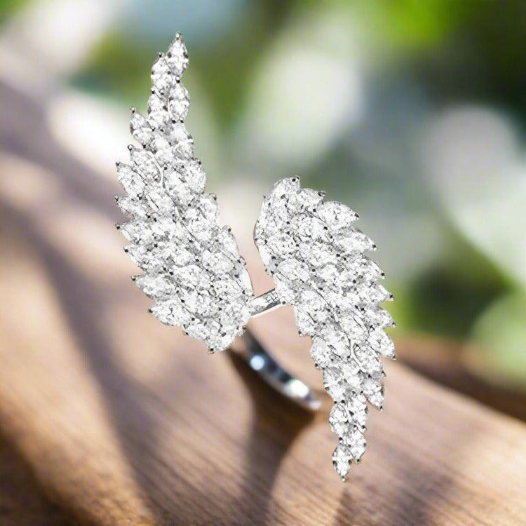 Angel Wing Horse Eye Zircon Ring - nargis