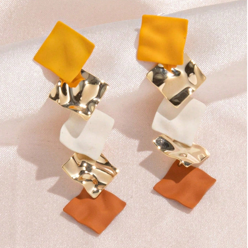 ✨ Faltige Unregelmäßige Lange Geometrische Ohrstecker – Elegante Designs von Nargis ✨ - nargiss