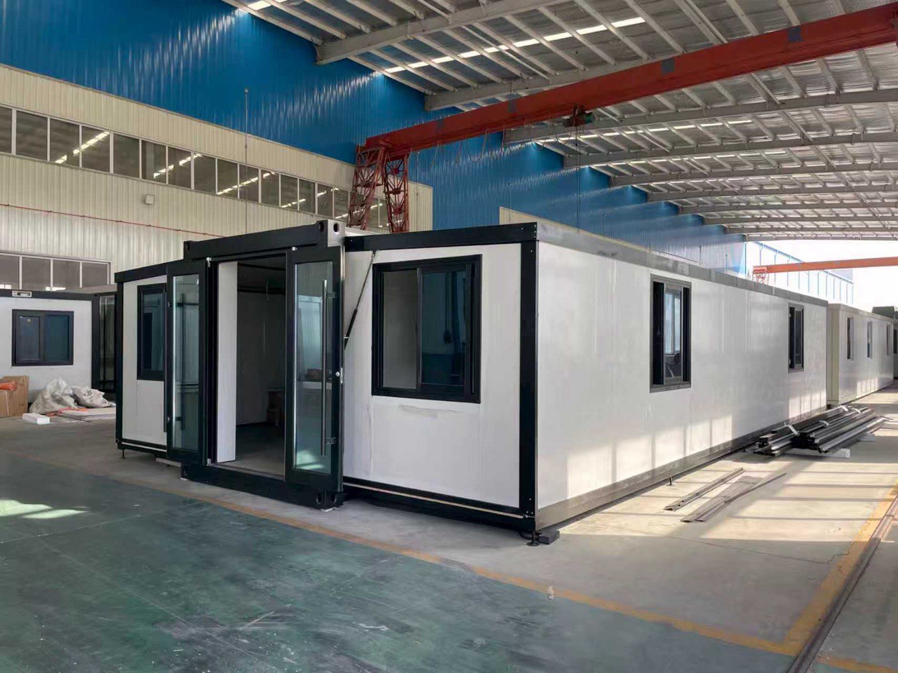 20ft & 40ft Erweiterbares Containerhaus – Modernes Design, Wasserdicht, Geräumig – Vorgefertigtes Tiny House zum Selbstgestalten & Wohnen